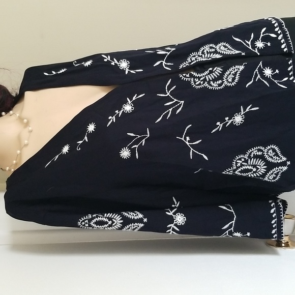 Tribal kimono - Picture 3 of 10